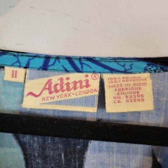 Adini Vintage | Tropical Leaf Berry Printed Surplice Neckline Maxi Dress Blue - Picture 4 of 9